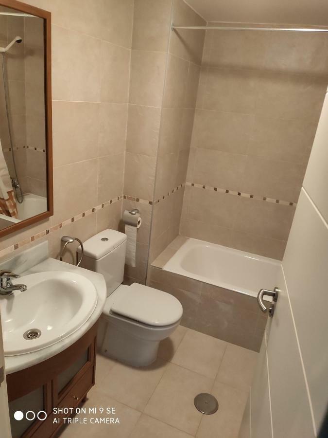 Golf Y Nieve Apartment Sabinanigo Exterior photo